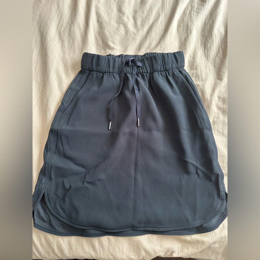 Lululemon On the Fly Skirt Size 4